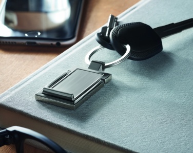 Logo trade reklaamkingitused foto: Metallist võtmehoidja telefonialus Seinäjoki